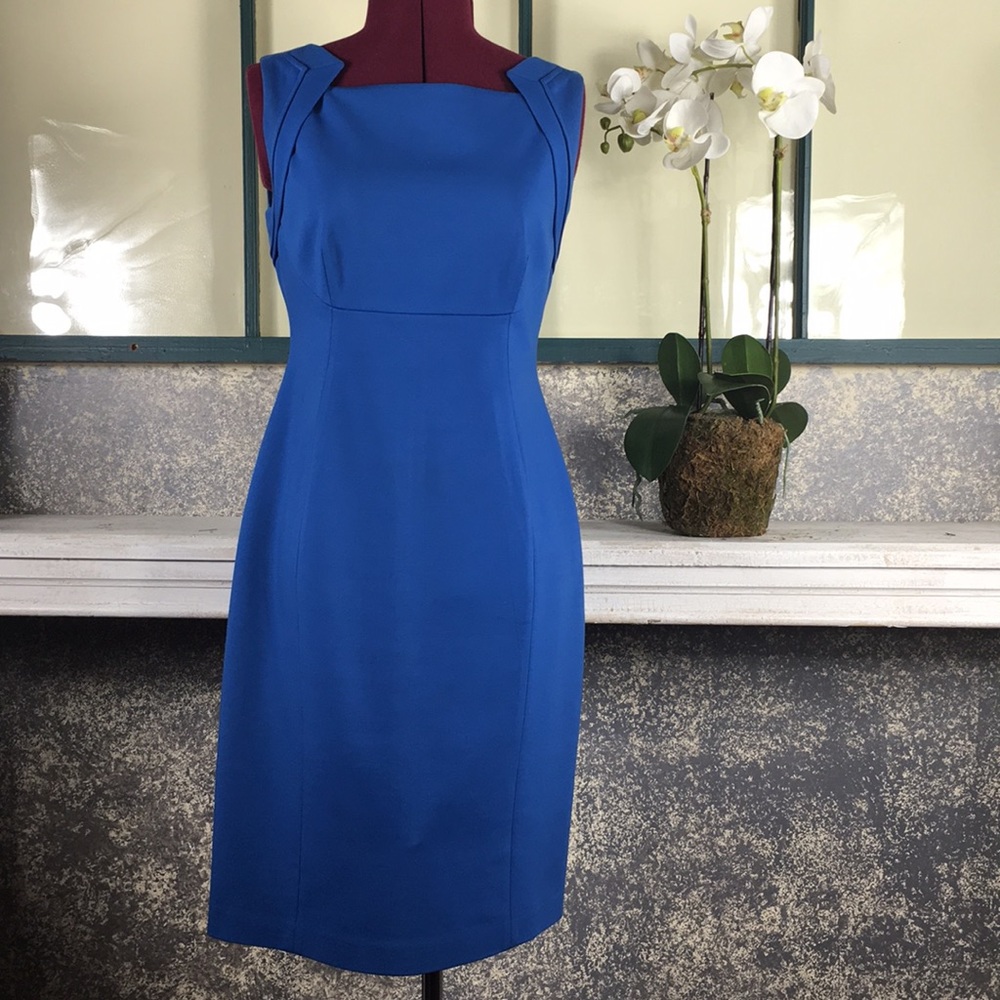 Elie Tahari shift dress